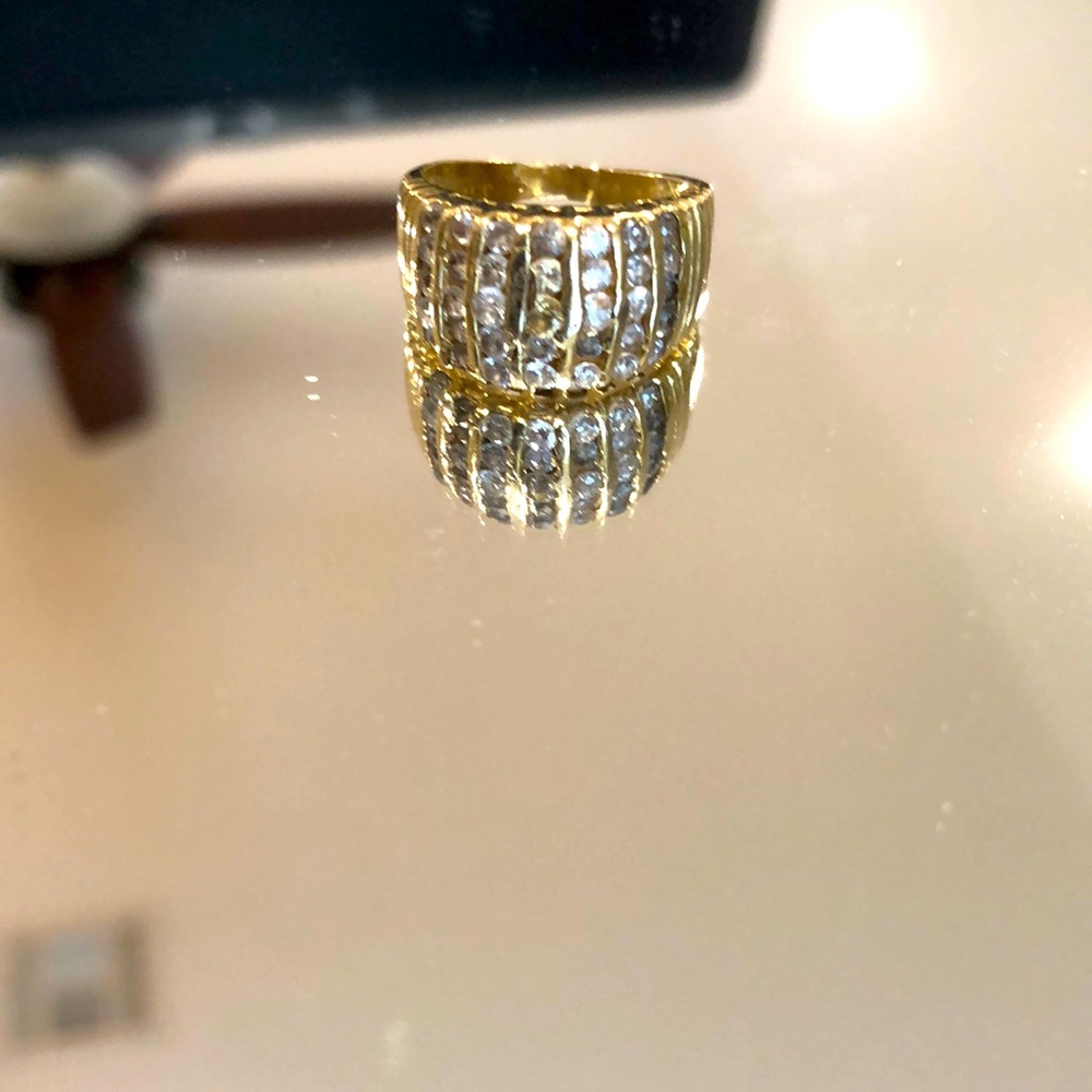 Gold Cocktail Ring - Picture 1 of 3